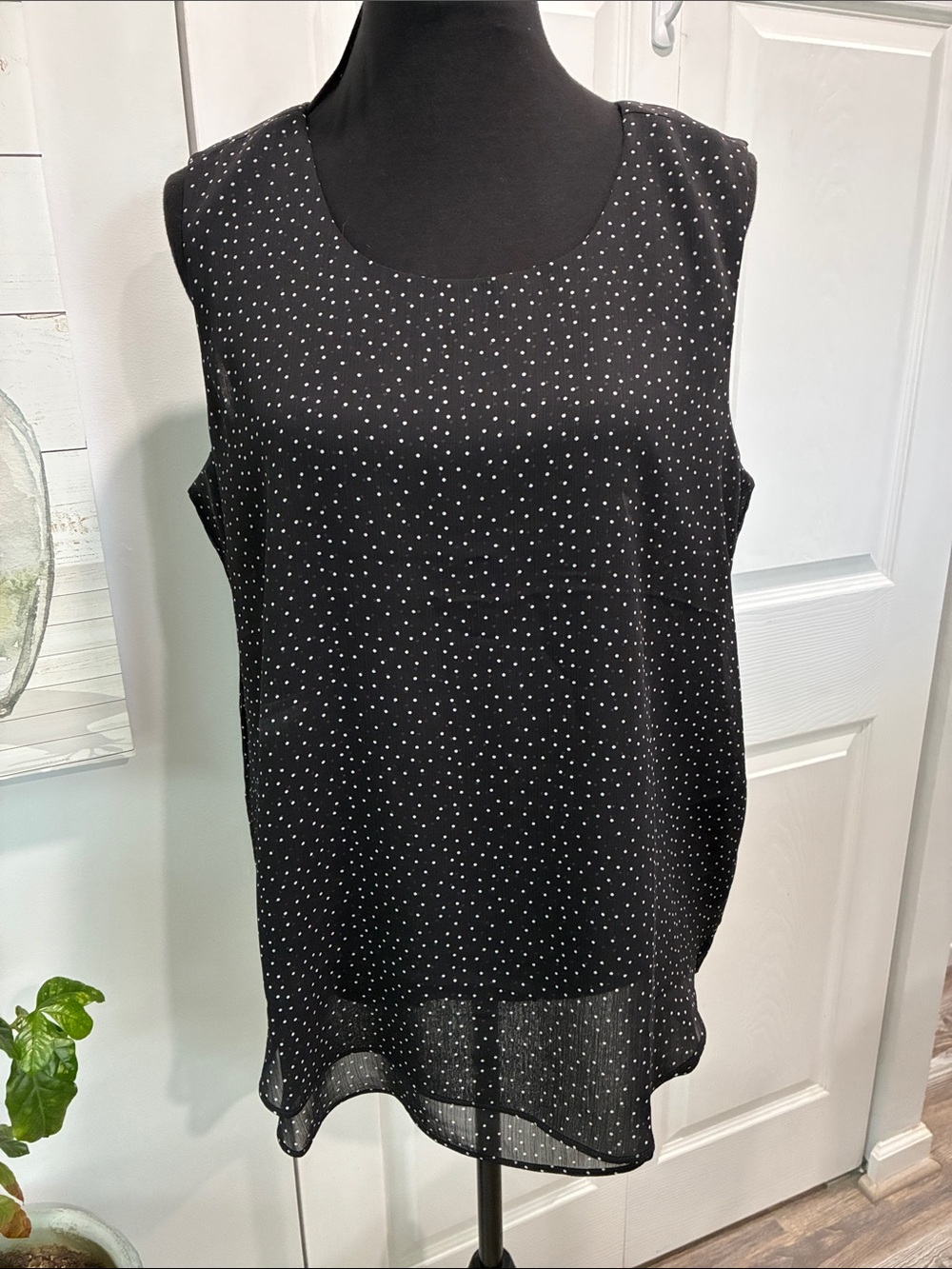 Black Polka Dot Sleeveless Women's Top